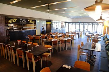 Alpha Hotel Eastern Creek - Accommodation Brunswick Heads 11