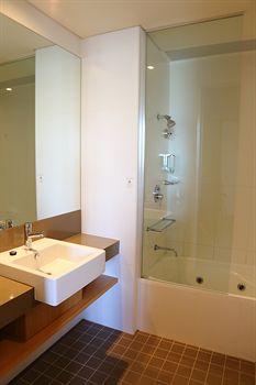 Alpha Hotel Eastern Creek - Accommodation Brunswick Heads 17