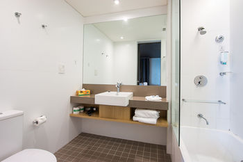 Alpha Hotel Eastern Creek - Accommodation Brunswick Heads 23