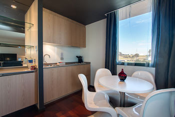 Alpha Hotel Eastern Creek - Accommodation Brunswick Heads 31