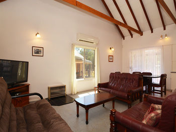 Madigan Wine Country Cottages - Accommodation Brunswick Heads 48