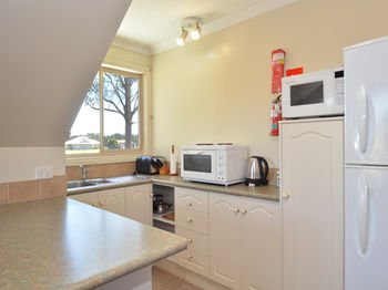 Madigan Wine Country Cottages - Accommodation Brunswick Heads 76