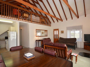 Madigan Wine Country Cottages - Accommodation Brunswick Heads 80