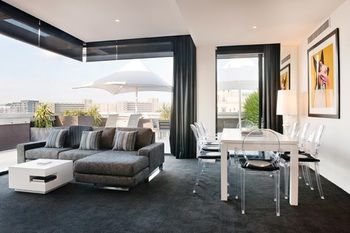 Art Series-The Blackman - Accommodation Brunswick Heads 27