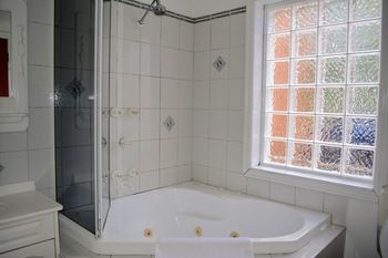 Georgian Court Bed & Breakfast - Accommodation Brunswick Heads 4