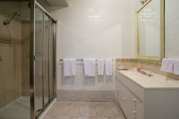 A Camelot Tower & Penthouse - Accommodation Brunswick Heads 29