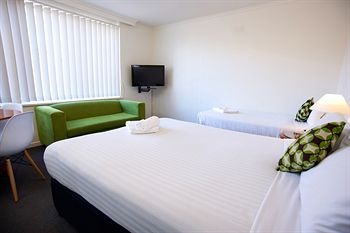 City Edge Serviced Apartments East Melbourne - Accommodation Brunswick Heads 4