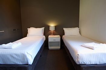 City Edge Serviced Apartments East Melbourne - Accommodation Brunswick Heads 8