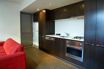 City Edge Serviced Apartments East Melbourne - Accommodation Brunswick Heads 9