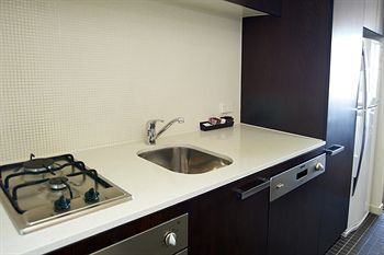 City Edge Serviced Apartments East Melbourne - Accommodation Brunswick Heads 11