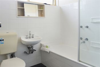 City Edge Serviced Apartments East Melbourne - Accommodation Brunswick Heads 23