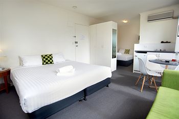 City Edge Serviced Apartments East Melbourne - Accommodation Brunswick Heads 37