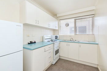 City Edge Serviced Apartments East Melbourne - Accommodation Brunswick Heads 57