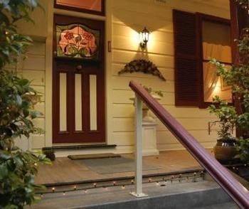Chalet Blue Mountains - Accommodation Brunswick Heads 0