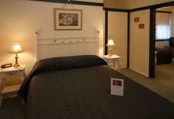 Chalet Blue Mountains - Accommodation Brunswick Heads 4