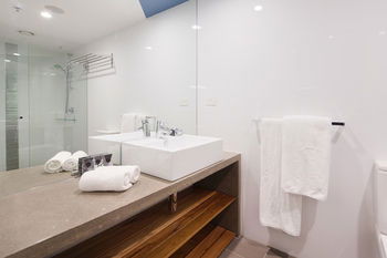 Zara Tower - Luxury Suites And Apartments - Accommodation Brunswick Heads 61