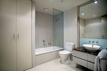 Astra Apartments - St Kilda Rd - Accommodation Brunswick Heads 8