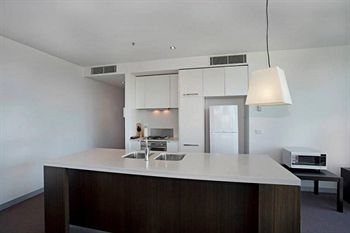 Astra Apartments - St Kilda Rd - Accommodation Brunswick Heads 14