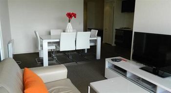 Tribeca Serviced Apartments Melbourne - Accommodation Brunswick Heads 4