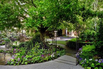 Elizabethan Lodge - Accommodation Brunswick Heads 3