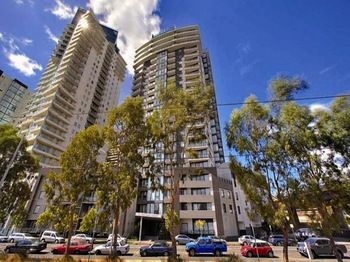 Alpha Apartments Melbourne - Accommodation Brunswick Heads 20