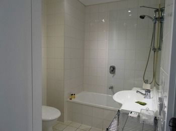 Alpha Apartments Melbourne - Accommodation Brunswick Heads 23