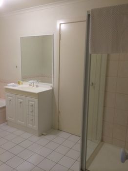 Australian Home Away Ringwood @ Bardia - Accommodation Brunswick Heads 0