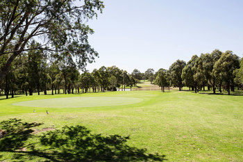 Golfview Hotel - Accommodation Brunswick Heads 1