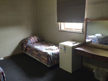 Golfview Hotel - Accommodation Brunswick Heads 3