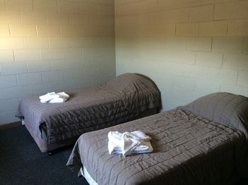 Golfview Hotel - Accommodation Brunswick Heads 5