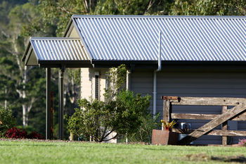 Yabbaloumba Retreat - Accommodation Brunswick Heads 0