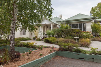 Castella VIC Accommodation Brunswick Heads