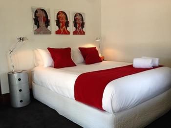 Studio@the Close Morpeth - Accommodation Brunswick Heads 2