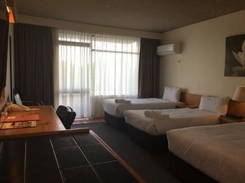 Waterview Gosford Motor Inn - Accommodation Brunswick Heads 25