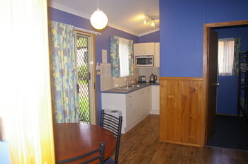 Jervis Bay Cabins - Accommodation Brunswick Heads 7