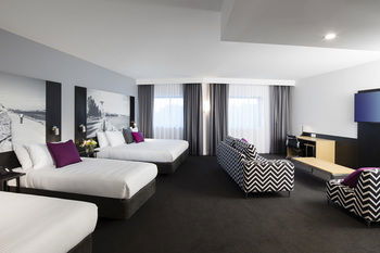Mercure Newcastle Airport - Accommodation Brunswick Heads 12