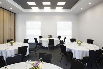 Mercure Newcastle Airport - Accommodation Brunswick Heads 18