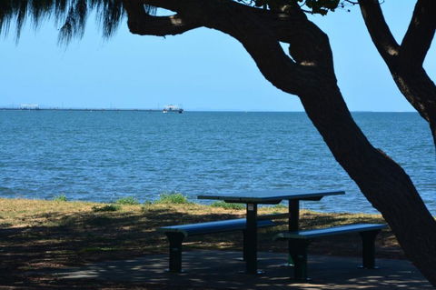 Beach House Redcliffe - Accommodation Brunswick Heads 4
