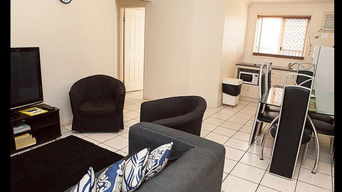 BEST WESTERN Caboolture Central Motor Inn - Accommodation Brunswick Heads 1