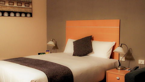 BEST WESTERN Heritage Motor Inn Bendigo - Accommodation Brunswick Heads 2