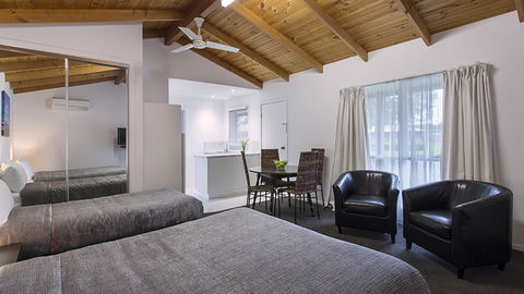 BEST WESTERN Colonial Village Motel - Accommodation Brunswick Heads 2