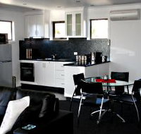 Rosie's Cottage and Town House - Accommodation Brunswick Heads