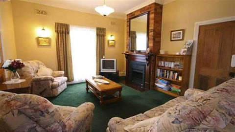 Airleigh-Rose Cottage - Accommodation Brunswick Heads 2