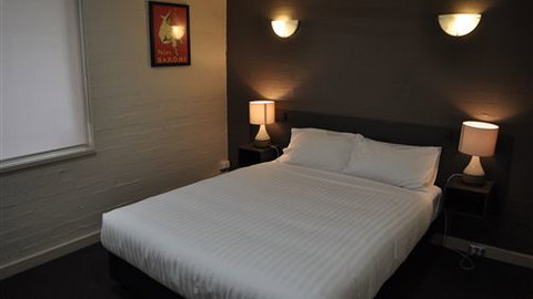 Brougham Arms Hotel - Accommodation Brunswick Heads 6