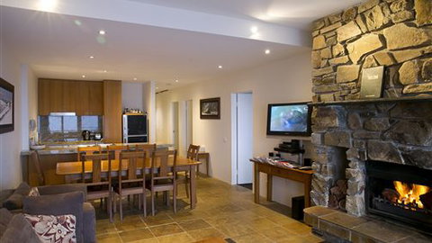 Alpine Woodsmoke Apartments - Accommodation Brunswick Heads 0