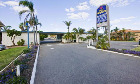 BEST WESTERN Hospitality Inns Geraldton - Accommodation Brunswick Heads 2