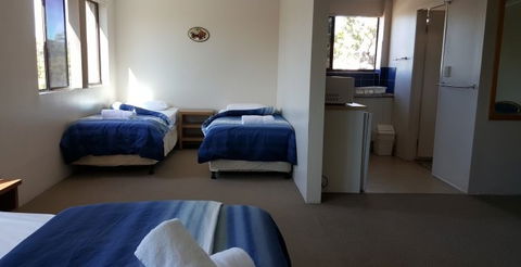 A'Montego Mermaid Beach Motel - Accommodation Brunswick Heads 1
