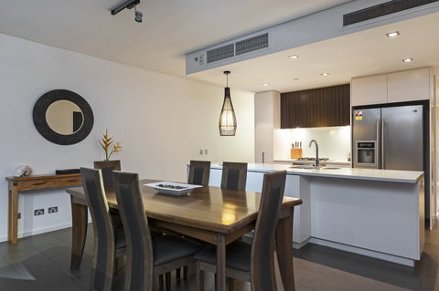 Darwin Waterfront Apartments - Accommodation Brunswick Heads 4