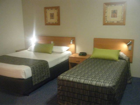 Galaxy Motel - Accommodation Brunswick Heads 1