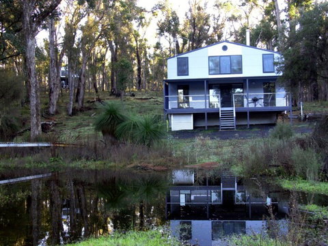 Hidden Grove Retreat - Accommodation Brunswick Heads 0